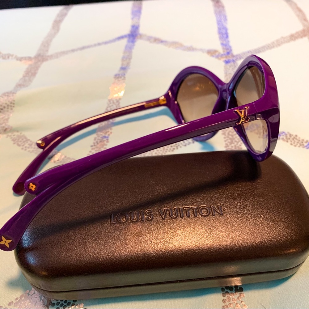 Louis Vuitton Purple & Gold Sunglasses - Picture 4 of 8